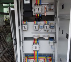 Tủ điện MCCB 